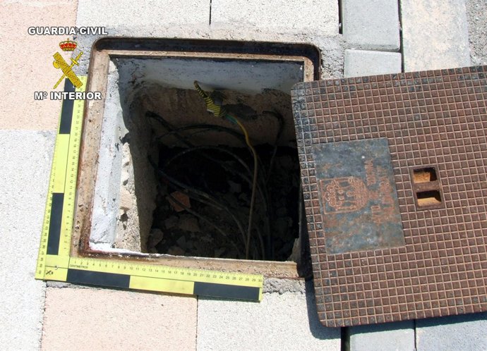 Instalación De La Que Se Han Sustraído Los Cables De Cobre