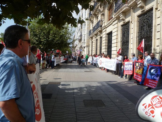 Manifestantes UGT
