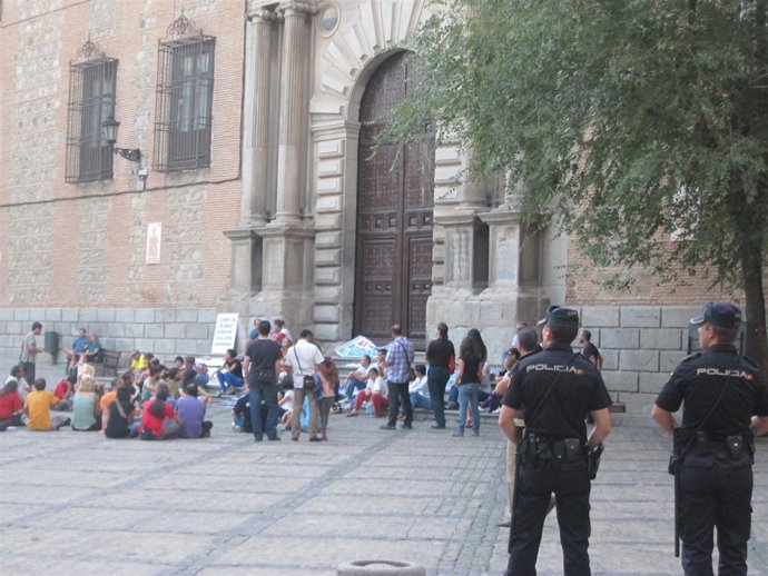 Indignados En Ayuntamiento