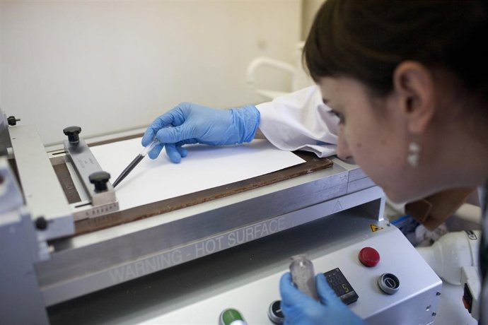 Trabajando En Nuevos Envases Inteligentes