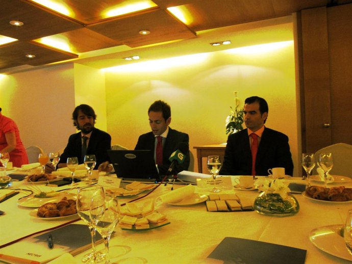 Reuda De Prensa De La Consultora Neoris