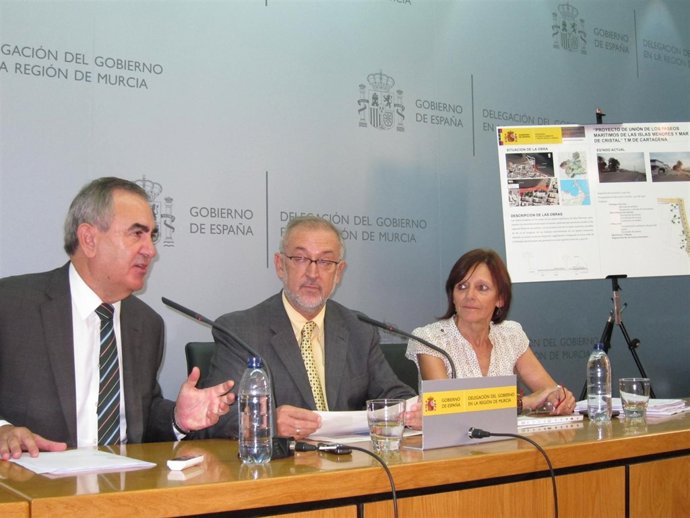 González Tovar, Ríos Y Baraza En La Rueda De Prensa