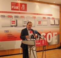 El PSCL cree que Zapatero ha hecho "todo lo que podía hacer" para mitigar la crisis y defiende los avances en derechos