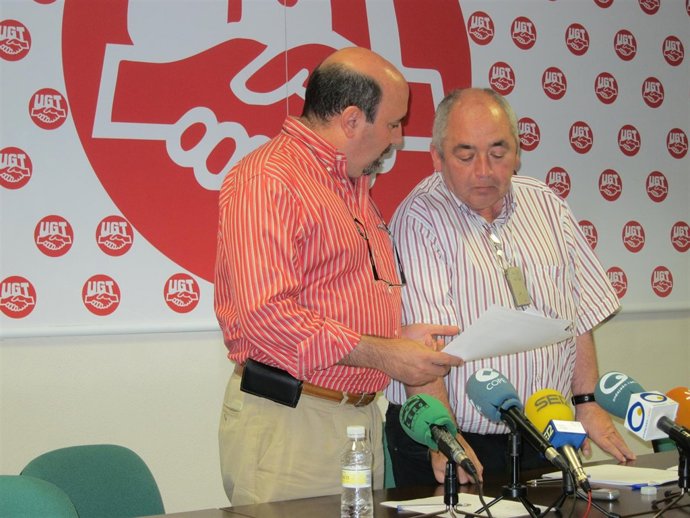 Pastrana (D) Y Su Homólogo En Jaén, Manuel Salazar, Antes De La Rueda De Prensa.