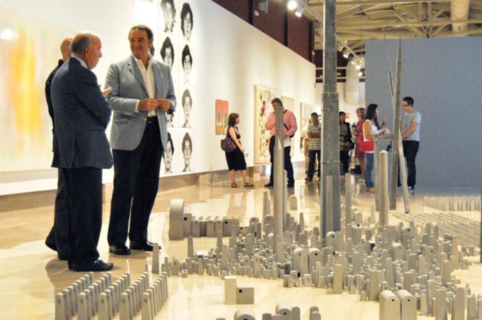 Presentación De La Exposición De Arte Contemporáneo De La CAM