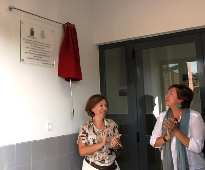 La Consejera De Sanidad, María Ángeles Palacios Y La Alcaldesa De Cartagena