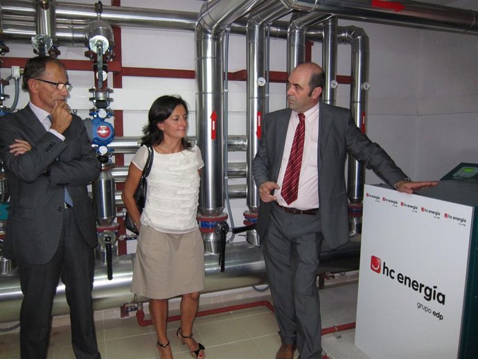 Por La Izquierda, Javier Sáenz De Jubera, María López Castro Y Domingo González.