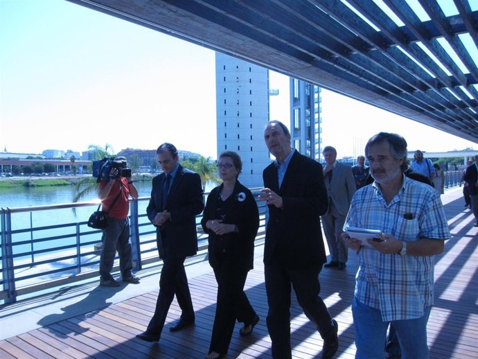 Carmen Martinez Aguayo En El Pabellón De La Navegación