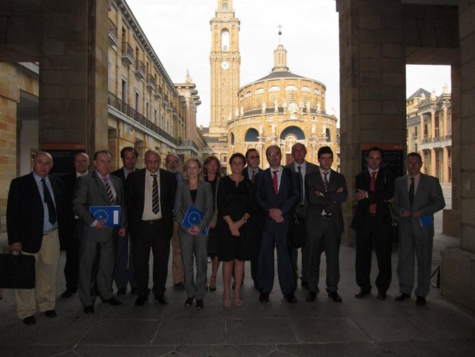 Detalle De Los Representantes Asistentes A La Reunión.