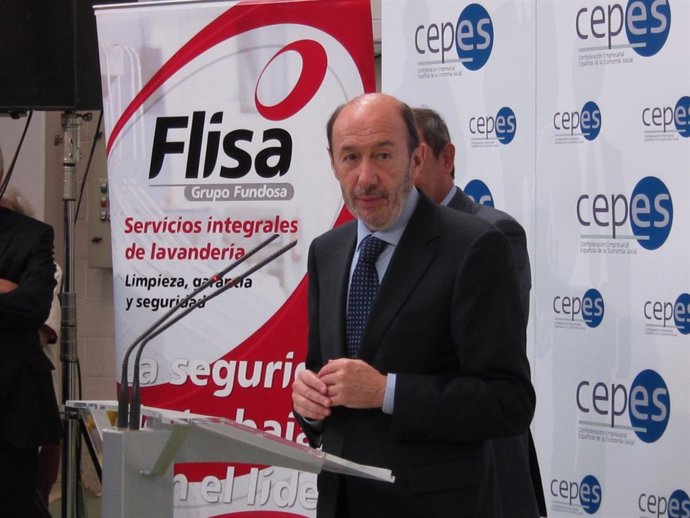 Alfredo Perez Rubalcaba En Rueda De Prensa