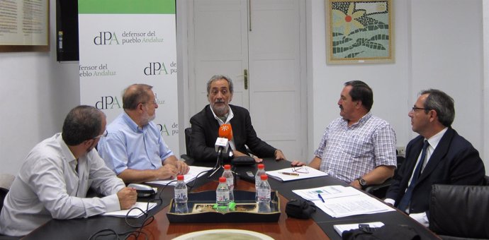 José Chamizo Con Representantes De Feaps-Andalucía