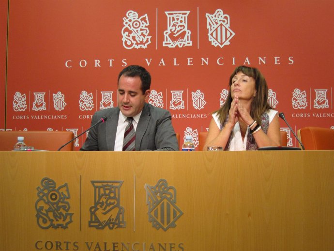Alarte Y Moreno En La Rueda De Prensa Tras La Junta De Síndics