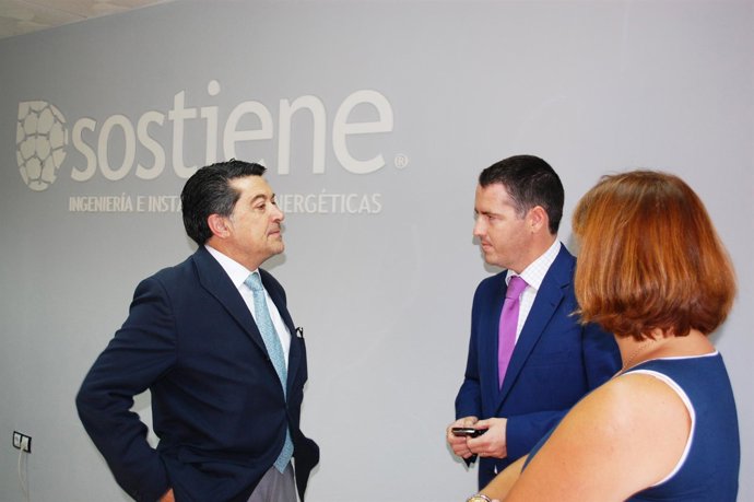 El Diputado Socialista Javier Barrero Visita La Empresa 'Sostiene'. 