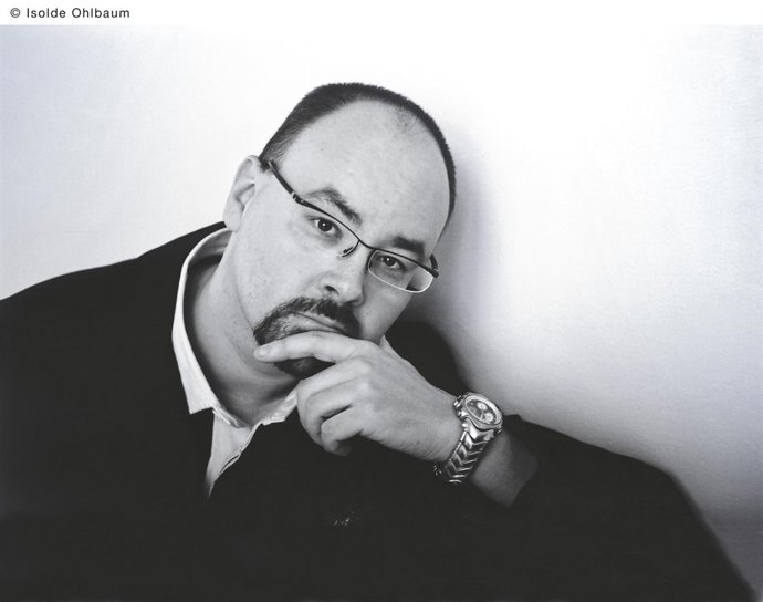 El Escritor Carlos Ruiz Zafón
