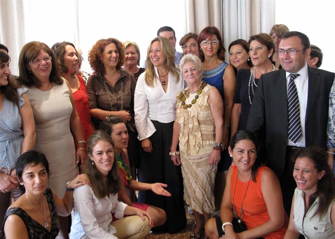 Trinidad Jiménez, Y Miguel Ángel Heredia En Un Desayuno