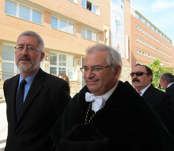 Ávila, Junto Al Rector De La UJA, Manuel Parras, En La Apertura Del Curso.