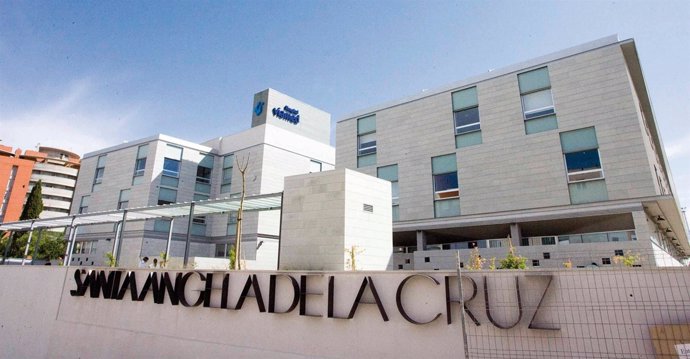 Fachada Principal Del Hospital Del Grupo Viamed En Sevilla