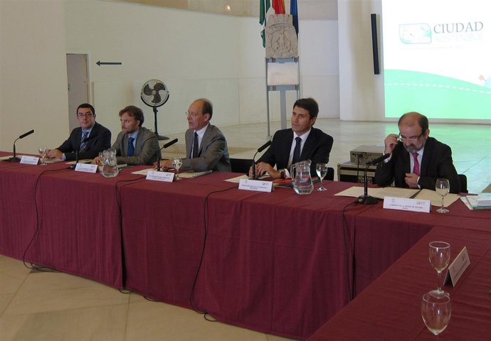 El Consejero José Juan Díaz Trillo Preside Acto De Ciudad Sostenible