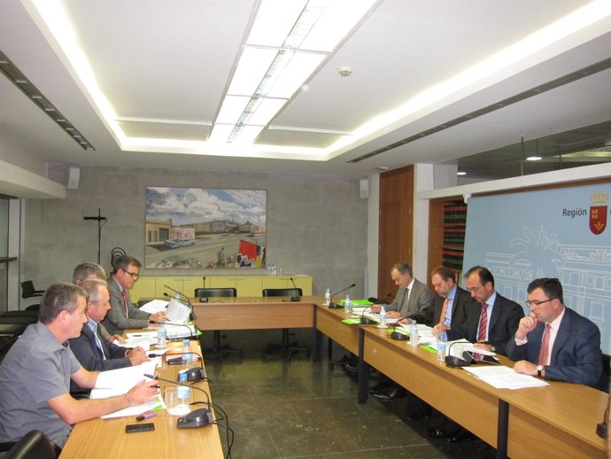 Ballesta Y Marín, Con Agentes Sociales Y La Patronal