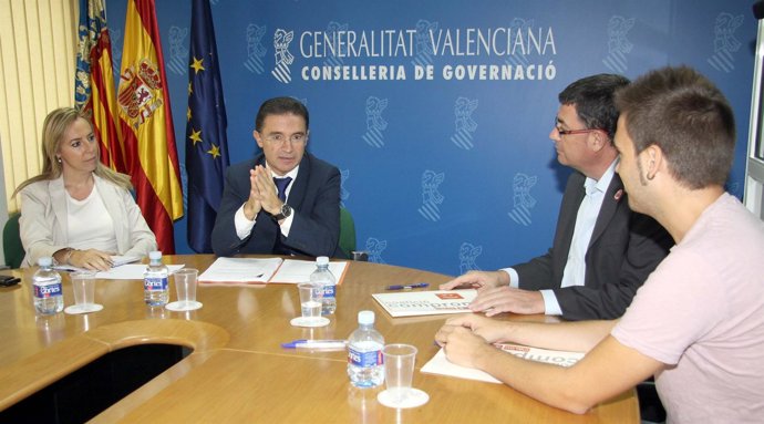 Reunión De Castellano Y Morera 