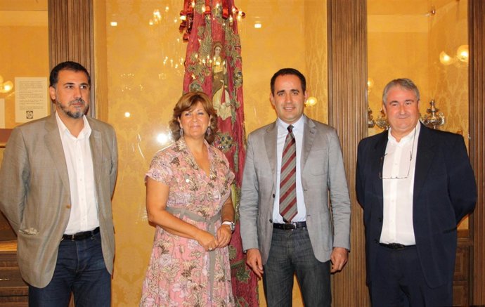 Alarte Con Antonia Moreno Y Monserrate Guillén