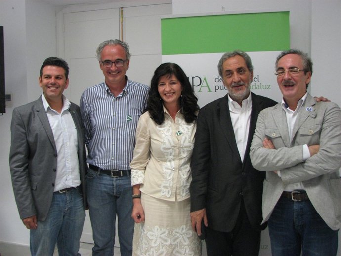 Miembros Del PA Junto Con José Chamizo