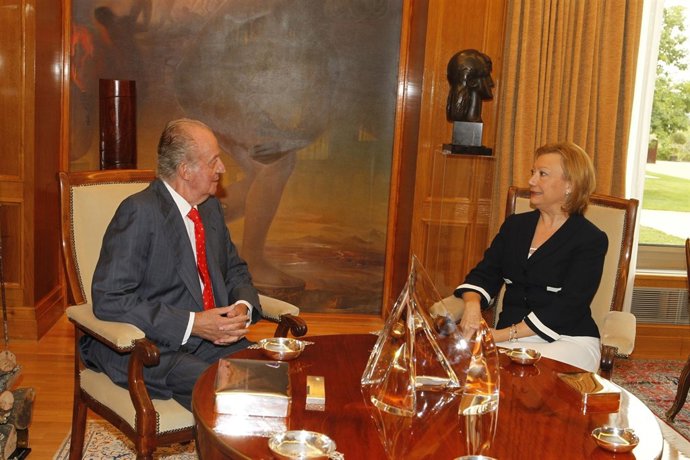 Su Majestad El Rey Y La Presidenta De Aragón, Luisa Fernanda Rudi