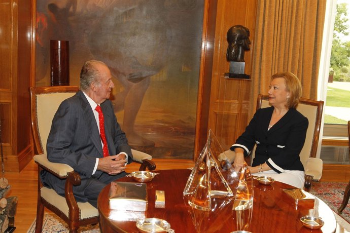 Su Majestad El Rey Y La Presidenta De Aragón, Luisa Fernanda Rudi