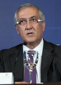 Fútbol/Europa League.- Manzano: "Jugaremos como conjunto, no solamente dependiendo de Falcao"