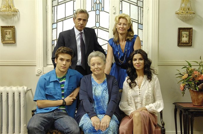 Imanol Arias, Ana Duato, Maria Galiana, Ricardo Gómez y Pilar Punzano