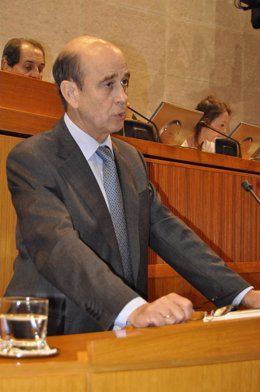 Fernández De Alarcón En El Pleno De Las Cortes