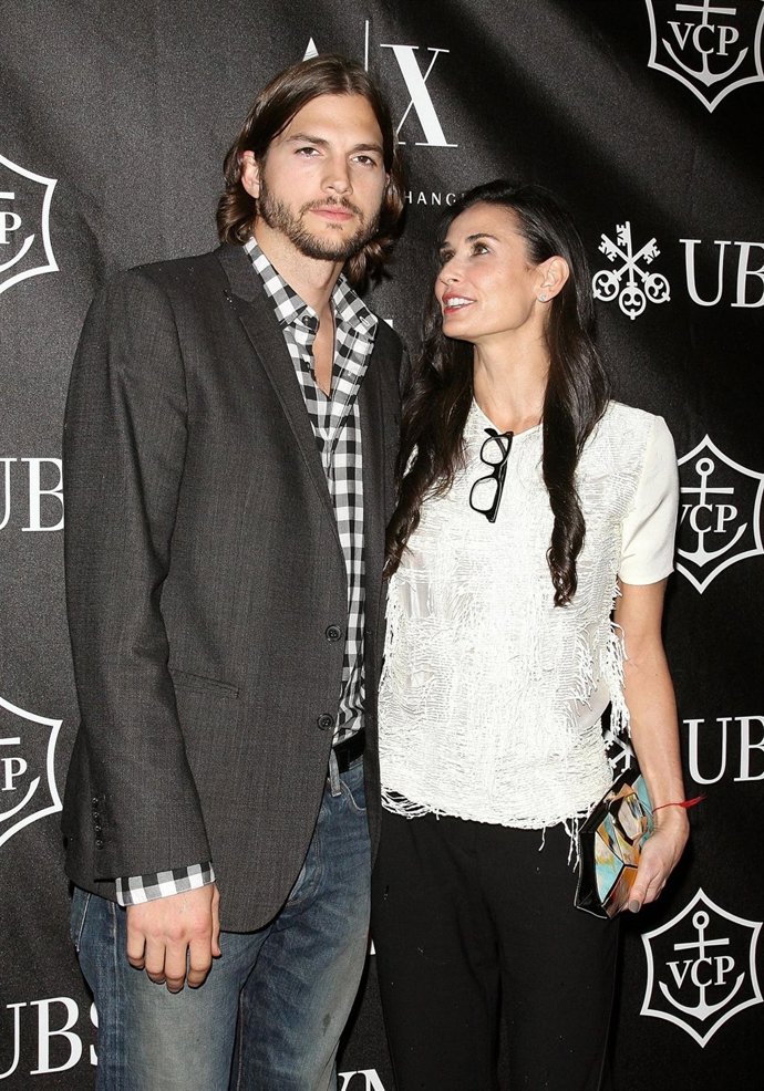 Ashton Kutcher Y Demi Moore