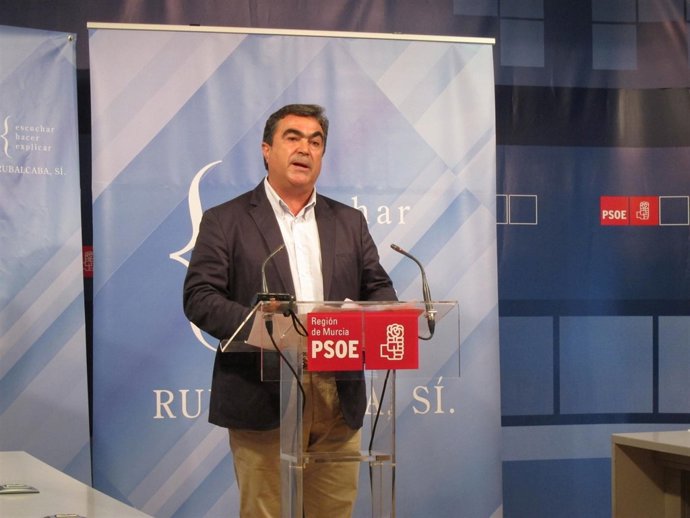 El Diputado Socialista Jesús Navarro En Rueda De Prensa