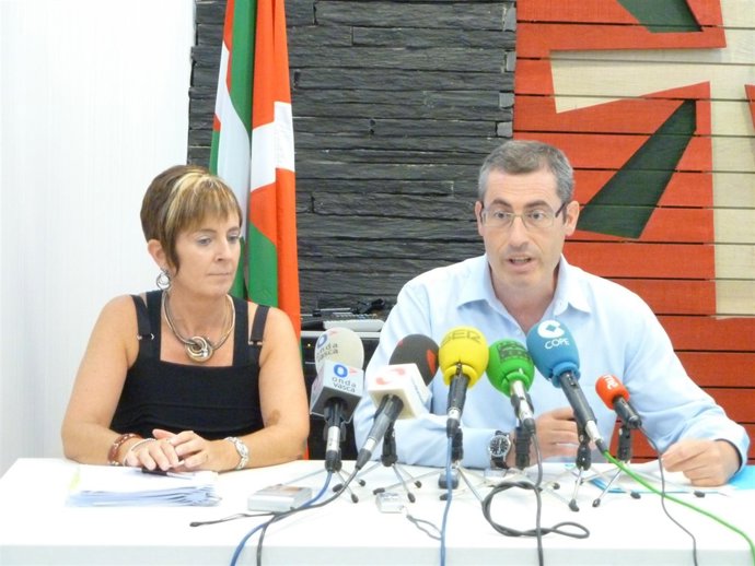 Arantza Tapia Y Markel Olano