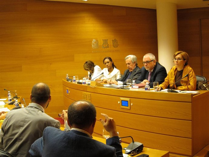 Johnson En Las Corts Valencianes