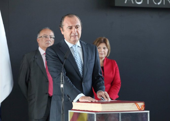 Toma De Posesión De Ripoll Como Presidente Del Puerto De Alicante