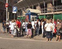 Los sindicatos sanitarios catalanes esperan "negociar pronto" pero se muestran "disgustados" por los recortes