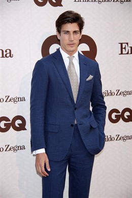 Posado De Oriol Elcacho 