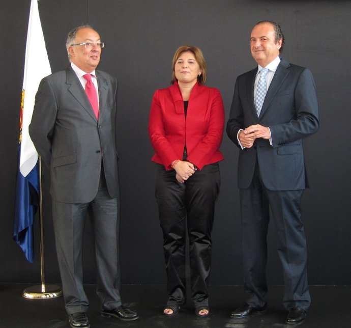 Fernando González, Junto A Isabel Bonig Y Joaquín Ripoll
