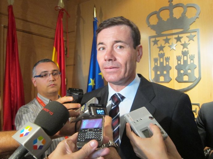 Tomás Gómez En La Asamblea De Madrid