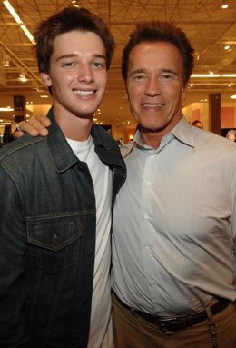 Arnold Schwarzenegger Y Su Hijo, Patrick 
