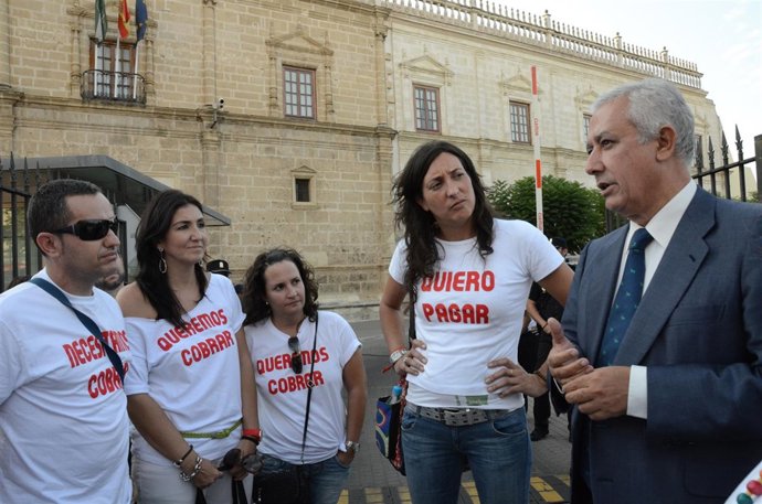Arenas Con Los Vecinos De Valvede.