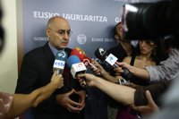 Ares pide a los presos que "rompan definitivamente con ETA"