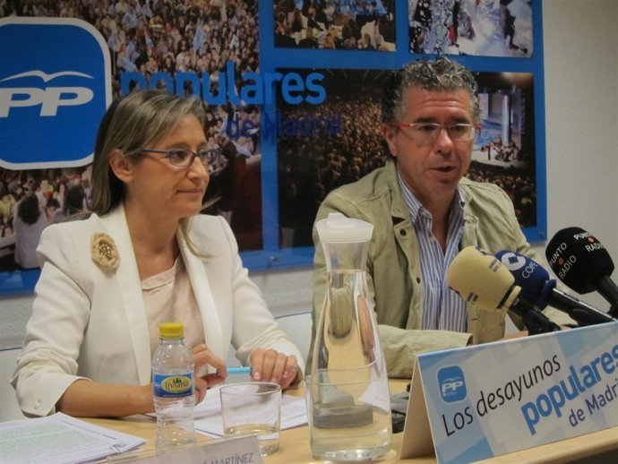Granados Y La Alcaldesa De Aranjuez En Rueda De Prensa