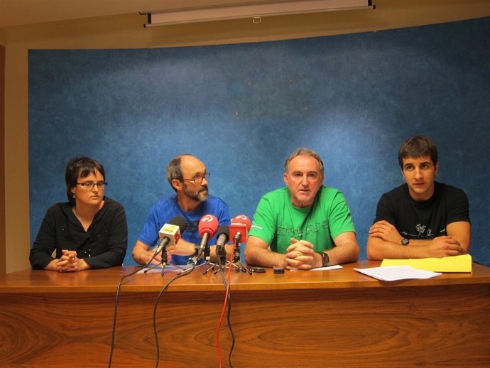 Alcaldes De Baztan, Villava, Etxarri-Aranatz Y Lesaka En Rueda De Prensa.
