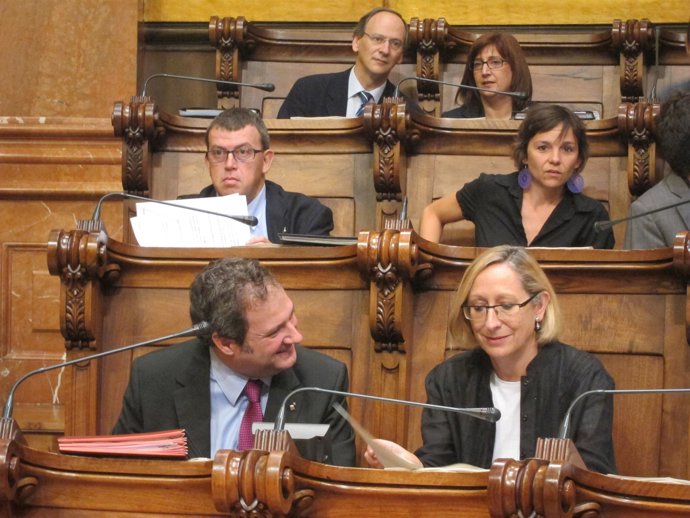 Jordi Hereu Y Assumpta Escarp, En El Pleno