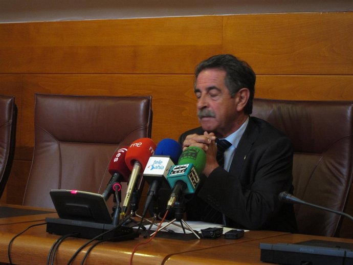 El Secretario General Del PRC, Miguel Ángel Revilla