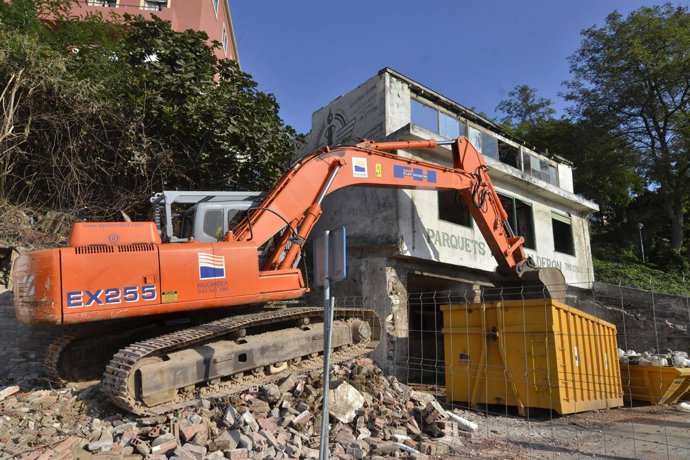 Derribo De Las Naves De San Martín