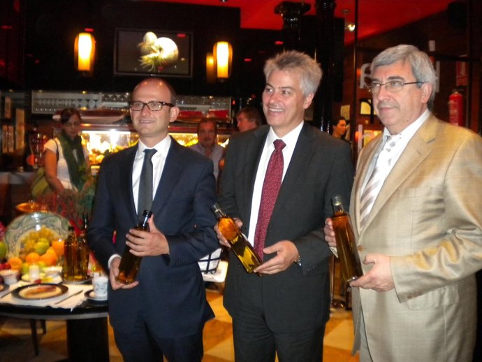 Firma Desayuno Español