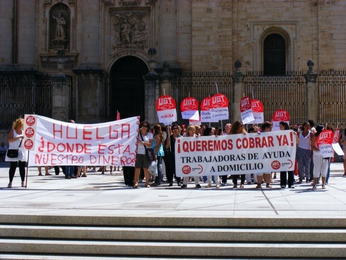 Trabajadoras De Macrosad En La Huelga